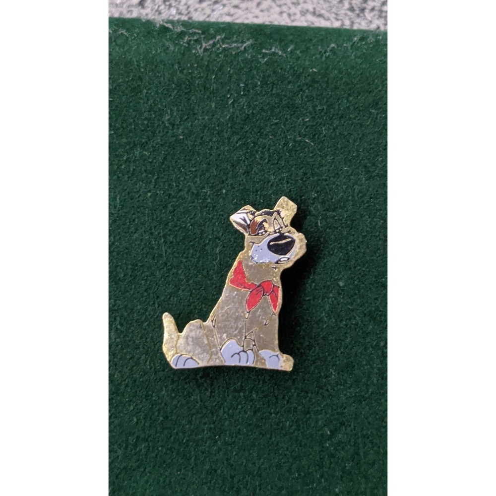 1988 Walt Disney Company Dodger Dog Oliver & Co. Jewelry Pin HTF